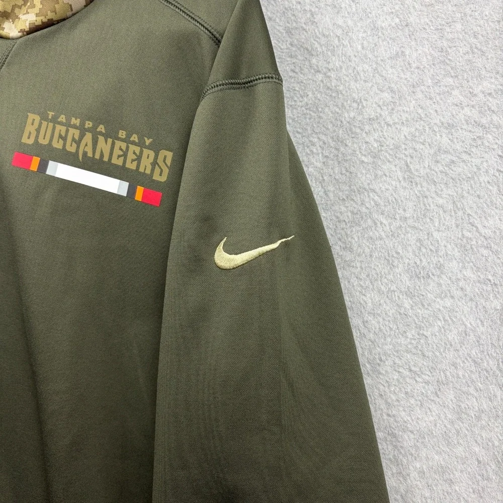 Tampa Bay Buccaneers Hoodie Mens XL Green Nike Salute To Service Dri Fit Patches